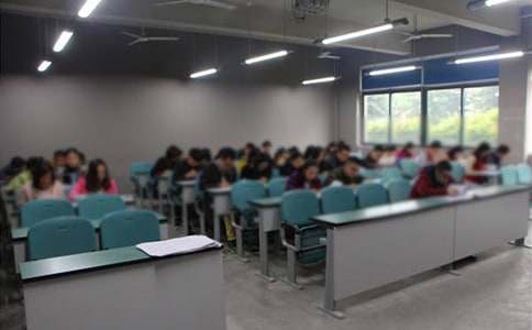 学校期中考试学生学习总结范文