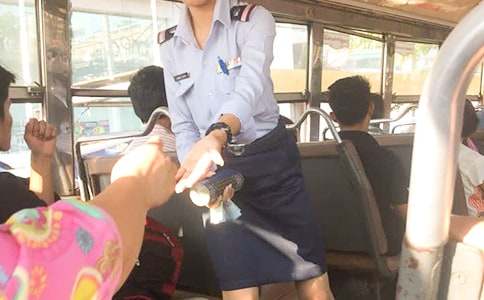 铁路售票员表扬信范文