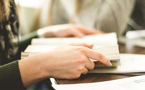 ������ǡ�����С����š�