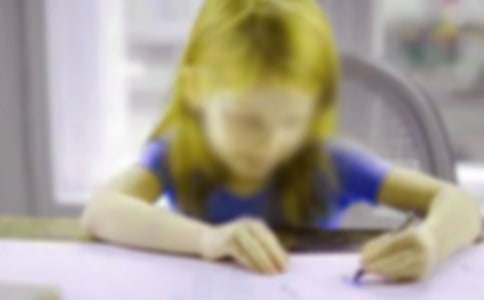 �μ��ܶ�СŮ��