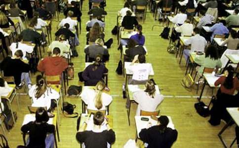 ��ĩ���Թ������ݽ��徭�䣨3ƪ��