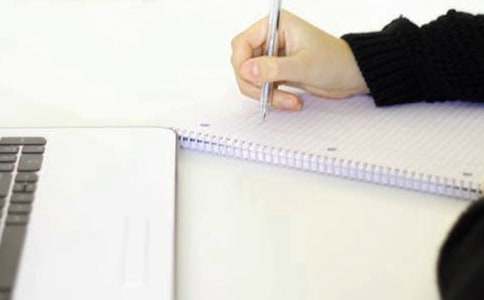 ������Ŀ�¡��˵�θ�