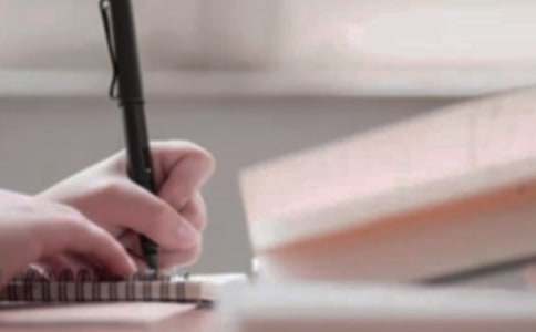 �����š�д���������300����ƪ